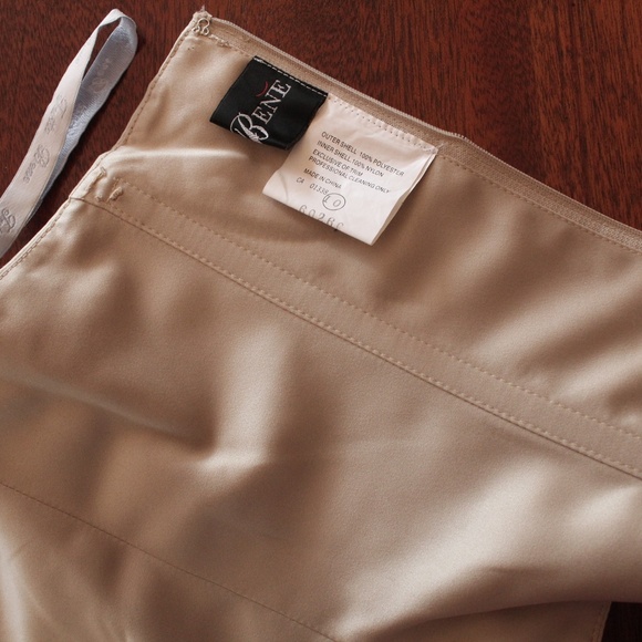 1990's Beige Satin Tutto Bene Two Piece Prom Dress - Picture 4 of 4